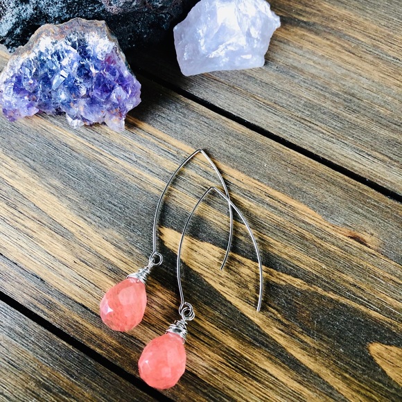 Cherry Quartz 🍒 Earrings ✨ - Picture 2 of 4